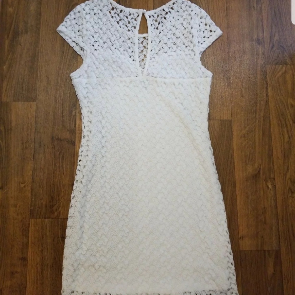 Dress - Picture 2 of 3